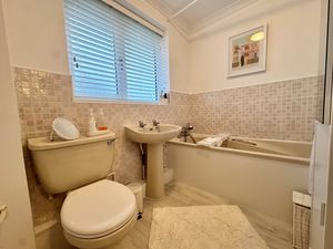 Photo 21- click for photo gallery